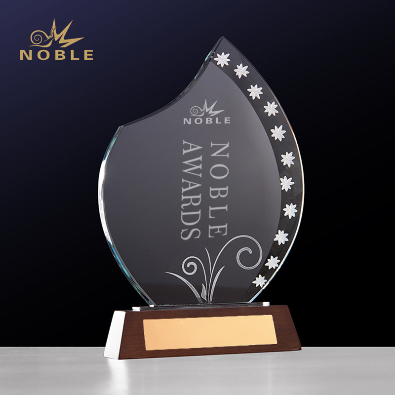 New Design Custom Crystal Trophy Award - Buy Crystal Trophy, custom ...